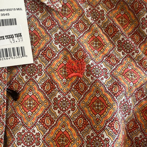 Cinch button down - Picture 2 of 4